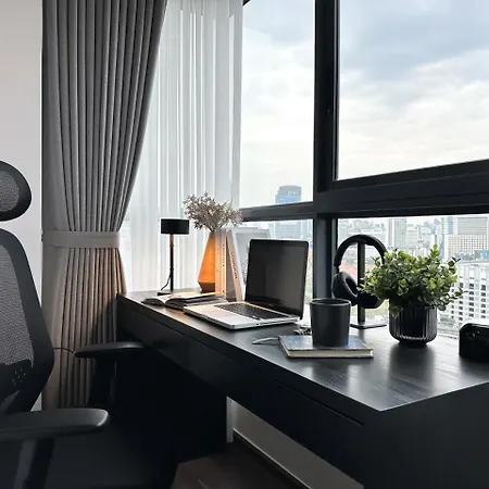 Expansive Stylish 2Br - Ultra Fast Wifi - Asoke Apartment