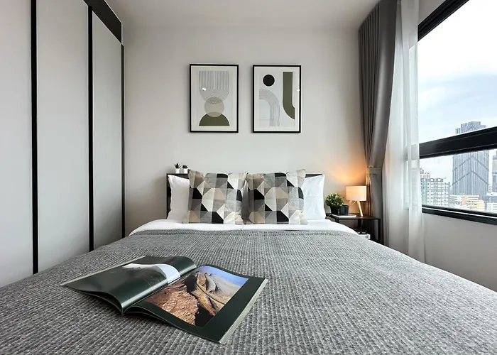 Expansive Stylish 2br - Ultra Fast Wifi - Asoke