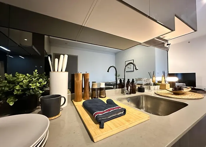 Expansive Stylish 2br - Ultra Fast Wifi - Asoke Bangkok
